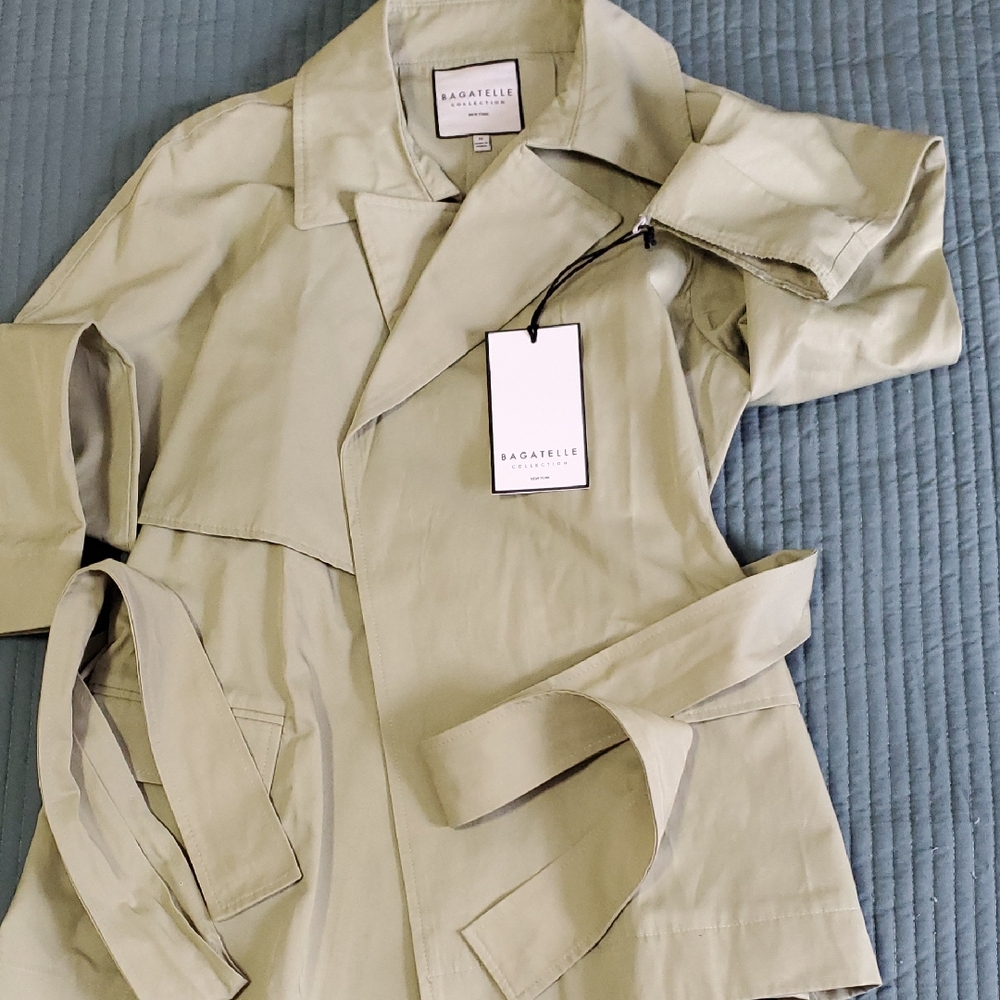 Bagatelle Women's Light Green Trench Coat